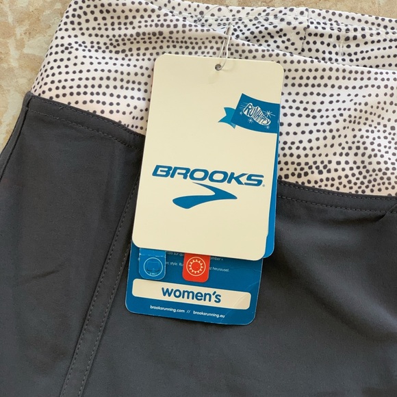 NWT Brooks Women’s  Glycerine Skort - Picture 4 of 11